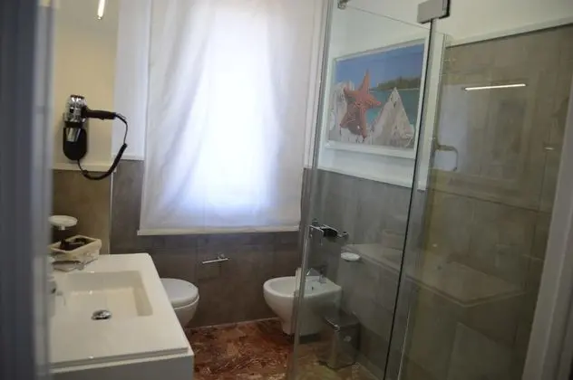 Deluxe Tek Büyük Yataklı Oda, 1 En Büyük (King) Boy Yatak, Engellilere Uygun, Şehir Manzaralı