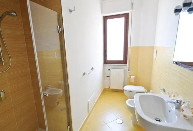 Family Oda, Özel Banyo (External)