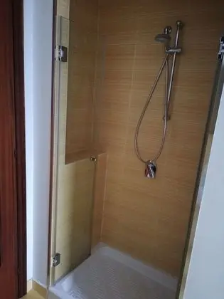 Family Oda, Özel Banyo (External)