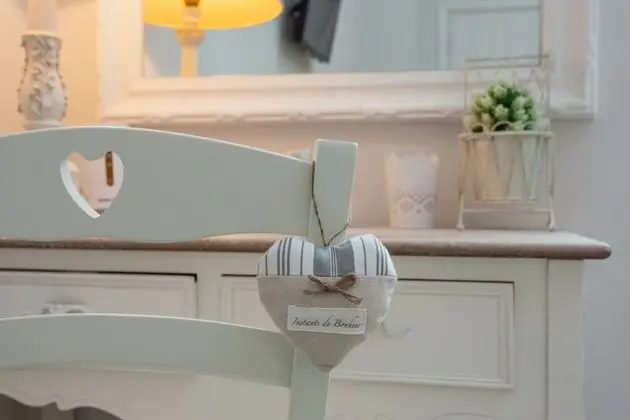 Tek Büyük Yataklı Oda (external bathroom)