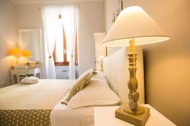 Tek Büyük Yataklı Oda (external bathroom)