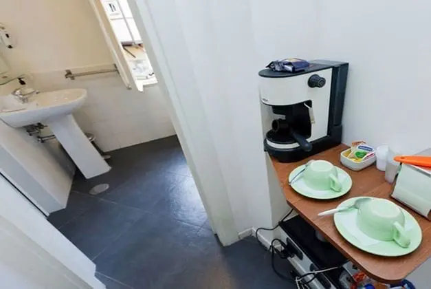 Economy Tek Büyük Yataklı Oda