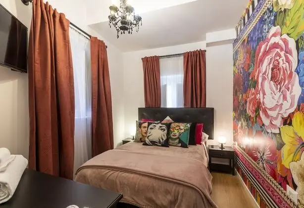 Economy Tek Büyük Yataklı Oda