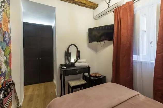 Economy Tek Büyük Yataklı Oda