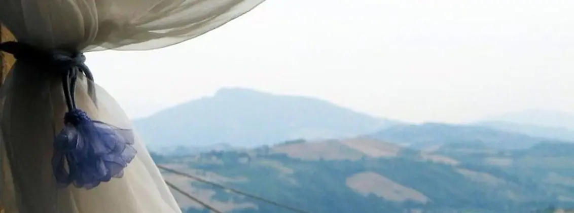 Tek Büyük veya İki Ayrı Yataklı Oda, Bahçe Manzaralı