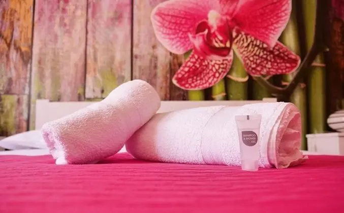 Tek Büyük Yataklı Oda (Orchidea Rossa)