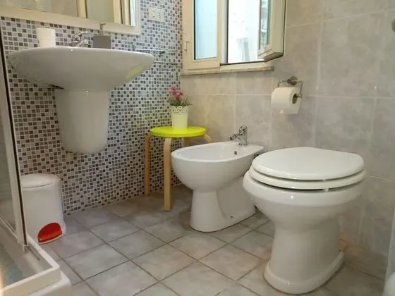 Tek Büyük Yataklı Oda, Balkon