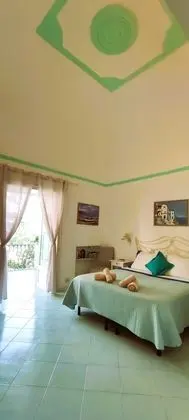 Classic Üç Kişilik Oda