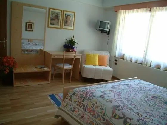 Büyük Yataklı Tek Kişilik Oda, 1 Büyük (Queen) Boy Yatak, Dağ Manzaralı