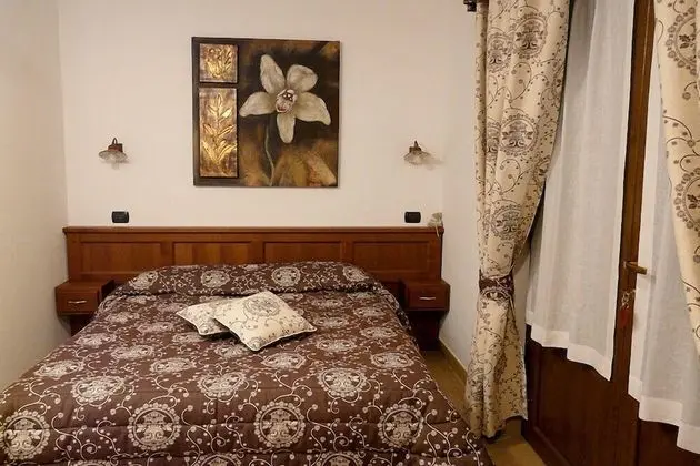 Tek Büyük Yataklı Oda, Avlu Manzaralı