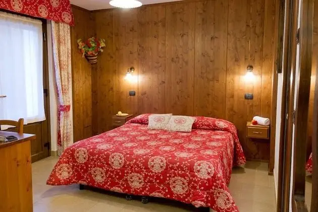 Tek Büyük Yataklı Oda, Avlu Manzaralı