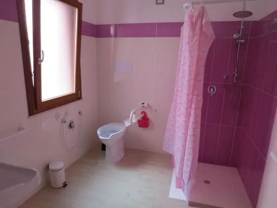 Classic Tek Büyük veya İki Ayrı Yataklı Oda, Engellilere Uygun, Özel Banyo
