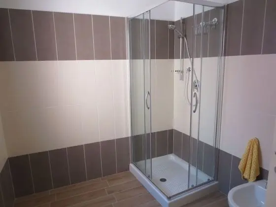 Comfort Tek Büyük veya İki Ayrı Yataklı Oda, Özel Banyo