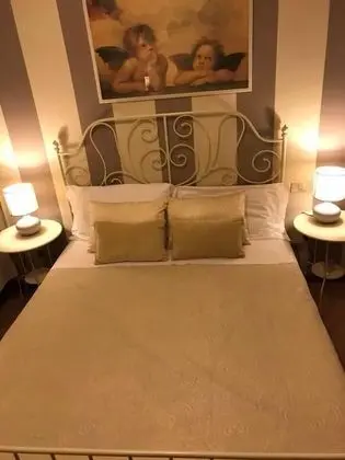 Üç Kişilik Oda