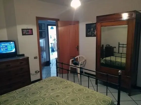 Tek Büyük Yataklı Oda, Ortak Banyo, Şehir Manzaralı