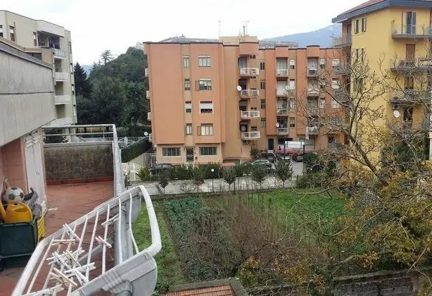 Tek Büyük Yataklı Oda, Ortak Banyo, Şehir Manzaralı