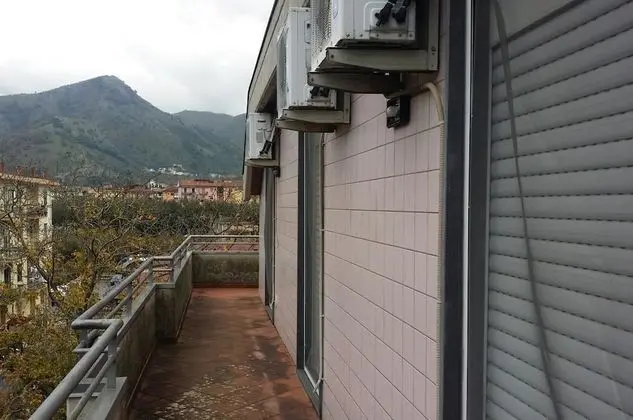 Tek Kişilik Oda, Ortak Banyo