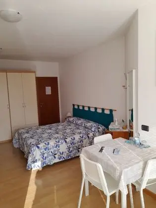 Comfort Üç Kişilik Oda, Buzdolabı ve Mikrodalga, Zemin Kat