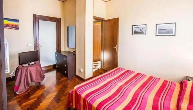 Tek Büyük Yataklı Oda, Özel Banyo (external)