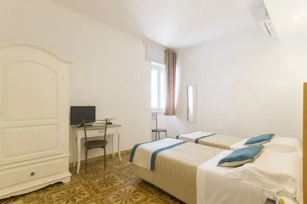 Comfort Tek Büyük veya İki Ayrı Yataklı Oda, Şehir Manzaralı