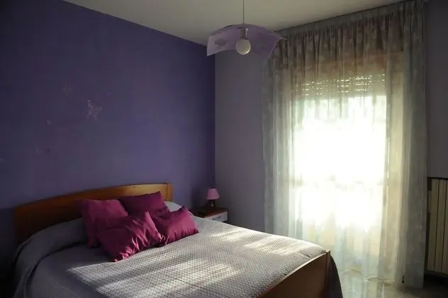 Basic Tek Büyük Yataklı Oda