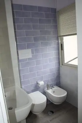 Basic Tek Büyük Yataklı Oda