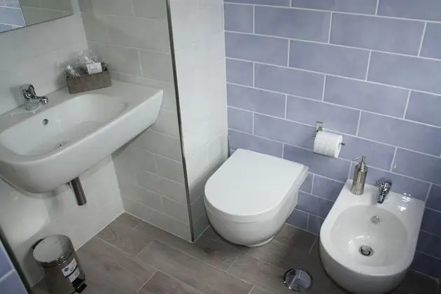 Basic Tek Büyük Yataklı Oda