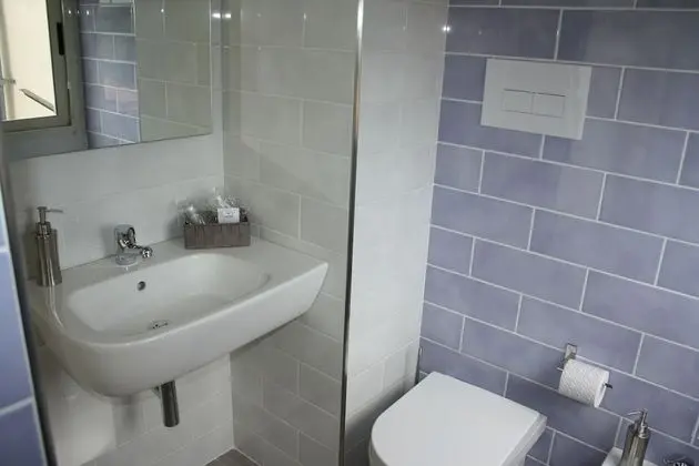 Basic Tek Büyük Yataklı Oda