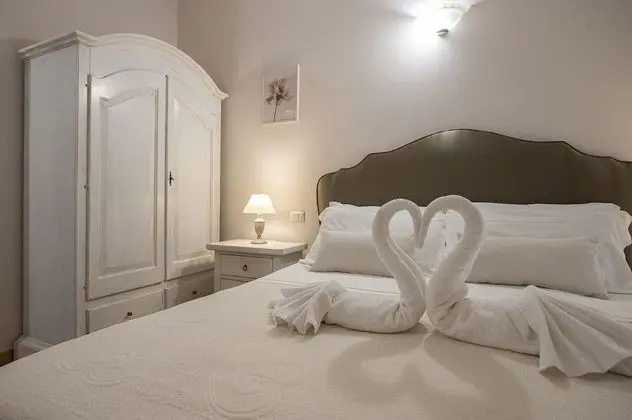 Tek Büyük Yataklı Oda, Özel Banyo (201)