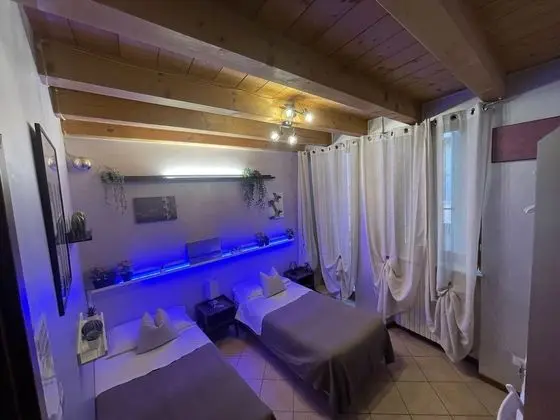 Basic İki Ayrı Yataklı Oda, Ortak Banyo