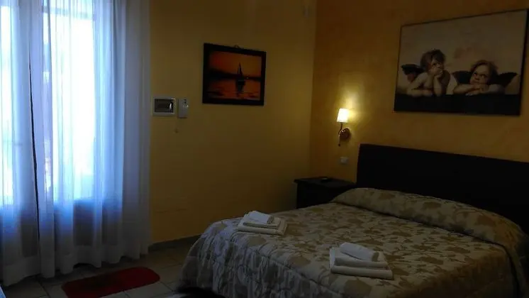 Romantic Tek Büyük Yataklı Oda
