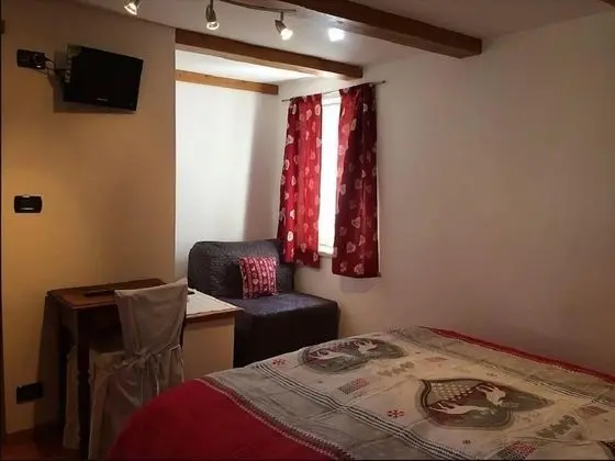 Classic Tek Büyük veya İki Ayrı Yataklı Oda