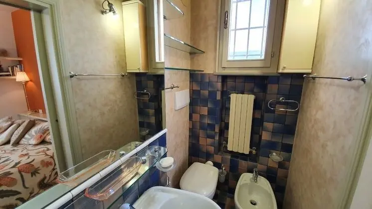 Tek Büyük Yataklı Oda, Banyolu/Duşlu