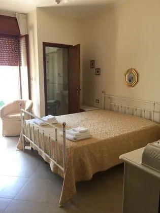 Üç Kişilik Oda, Banyolu/Duşlu