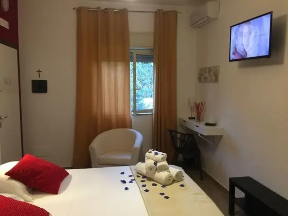 Classic Tek Büyük Yataklı Oda, Kısmi Deniz Manzaralı