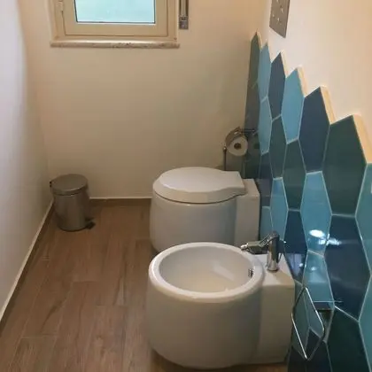 Dört Kişilik Oda, Deniz Manzaralı
