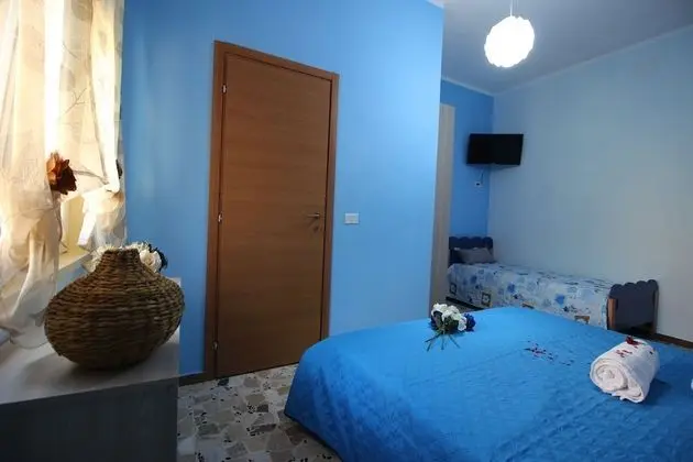 Üç Kişilik Oda