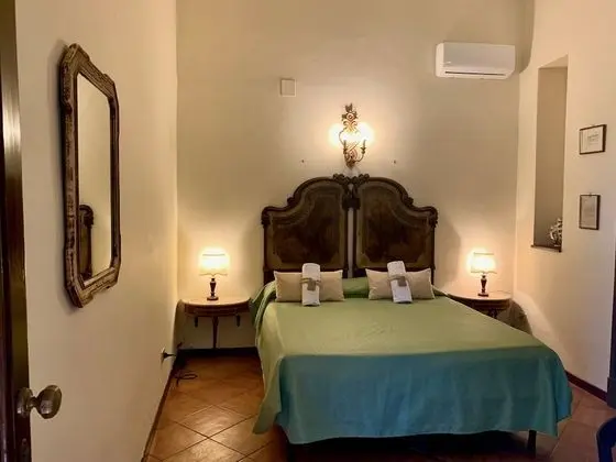 Tek Büyük Yataklı Oda, 1 Büyük (Queen) Boy Yatak