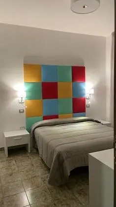 Basic Tek Büyük veya İki Ayrı Yataklı Oda