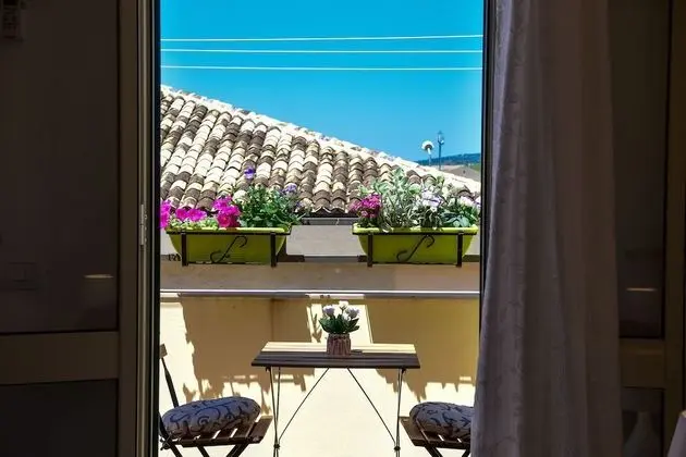 Comfort Tek Büyük Yataklı Oda, Balkon, Şehir Manzaralı