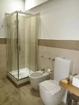 Comfort Tek Büyük veya İki Ayrı Yataklı Oda