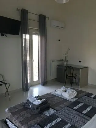 Standard Tek Büyük Yataklı Oda, Balkon, Şehir Manzaralı