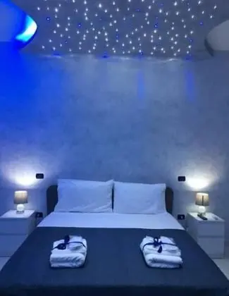 Superior Tek Büyük Yataklı Oda, Balkon, Şehir Manzaralı