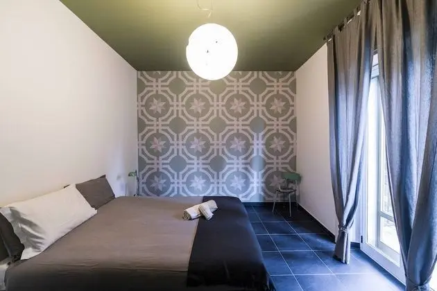 Deluxe Tek Büyük Yataklı Oda, Bahçe Manzaralı (God Save the Cementina)