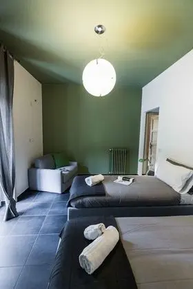 Deluxe Tek Büyük Yataklı Oda, Bahçe Manzaralı (God Save the Cementina)