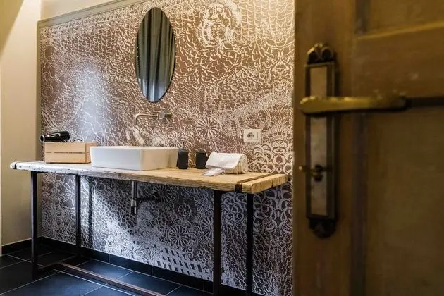 Deluxe Tek Büyük Yataklı Oda, Bahçe Manzaralı (God Save the Cementina)