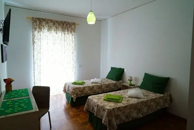 Deluxe Tek Büyük veya İki Ayrı Yataklı Oda, Balkon (Green)
