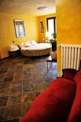 Deluxe Tek Büyük Yataklı Oda (Dalì)