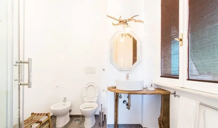 Tek Büyük Yataklı Oda, Balkon