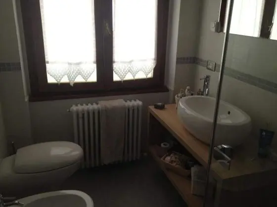 Tek Büyük veya İki Ayrı Yataklı Oda (Private External Bathroom)